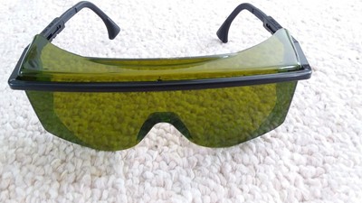 uvex laser safety goggles